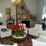 Delle Alpi