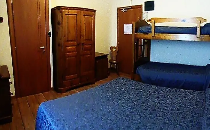 Delle Alpi Hotell 3*
